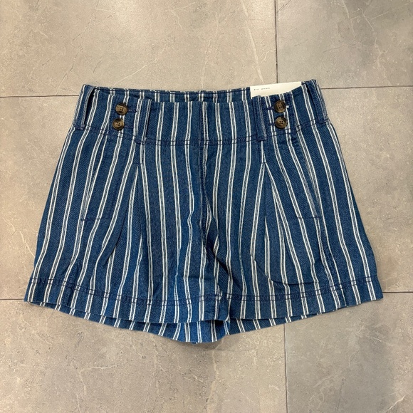 American Eagle Outfitter High-Waist Pleated Shorts - Blue & White Size 2 - Picture 4 of 11